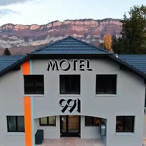 Hotel 991 Viviers-du-Lac